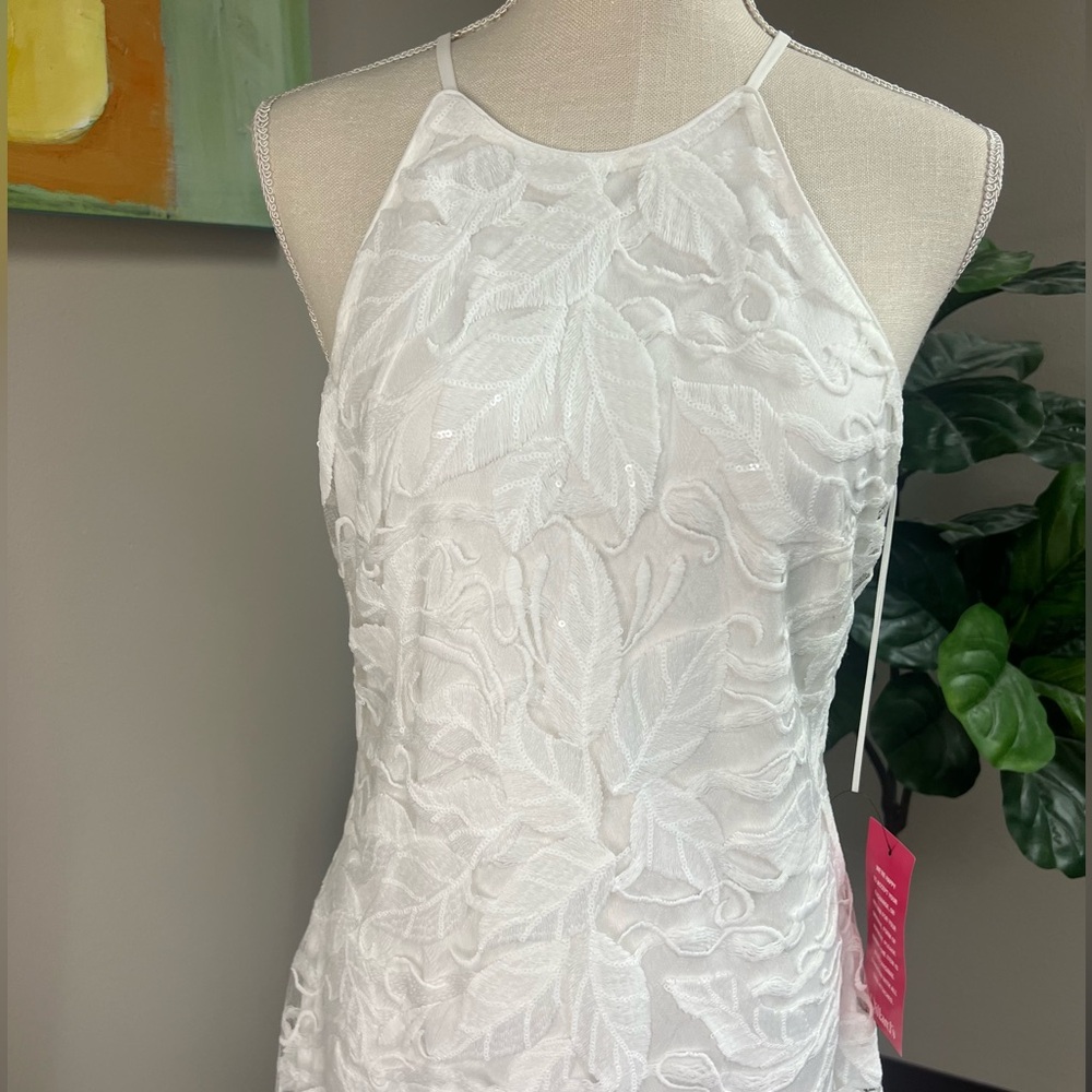 NWT Belle by Bartley Mischka halter neck white formal dress. Size 10 - Picture 2 of 7